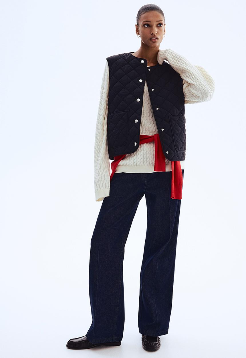 H&M - Quilted gilet - black