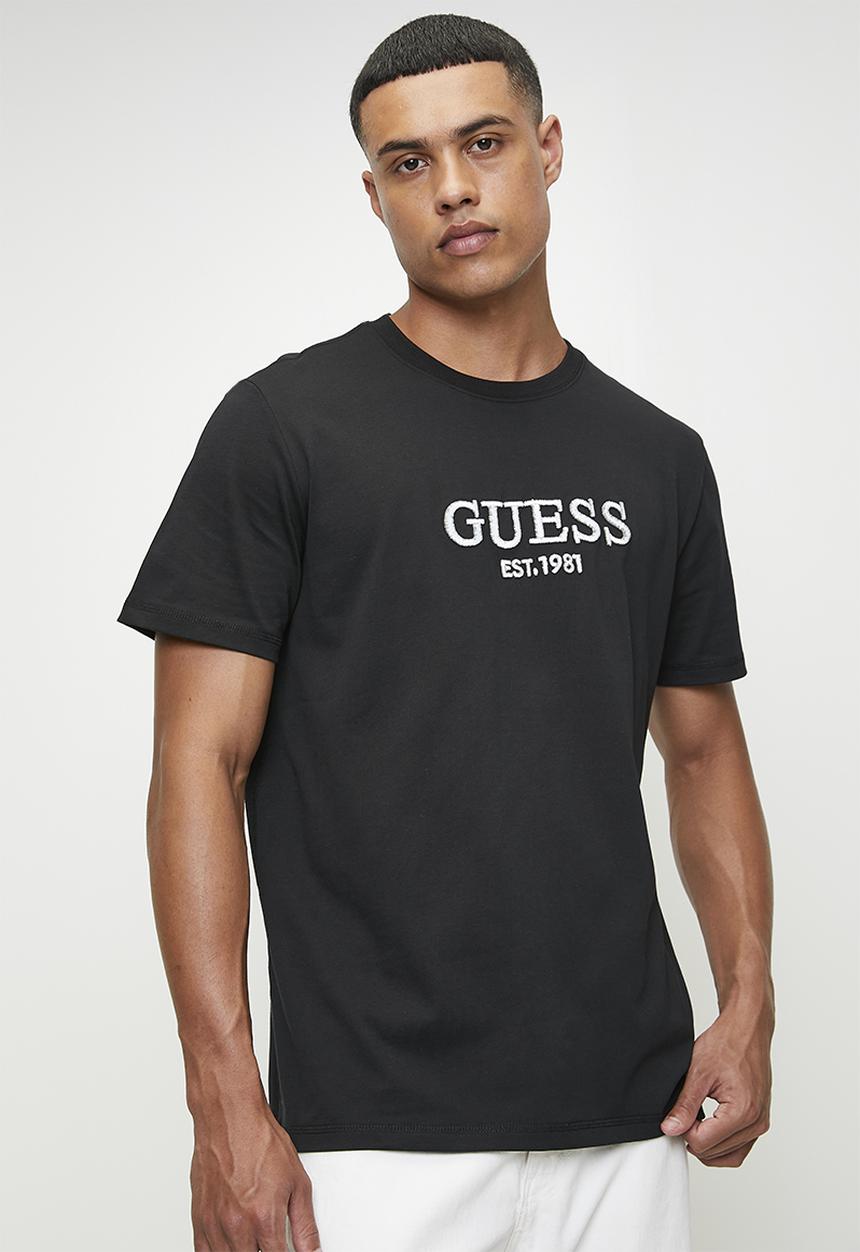 GUESS - Cn Ss Embroidery Logo Tee - Jet Black A996