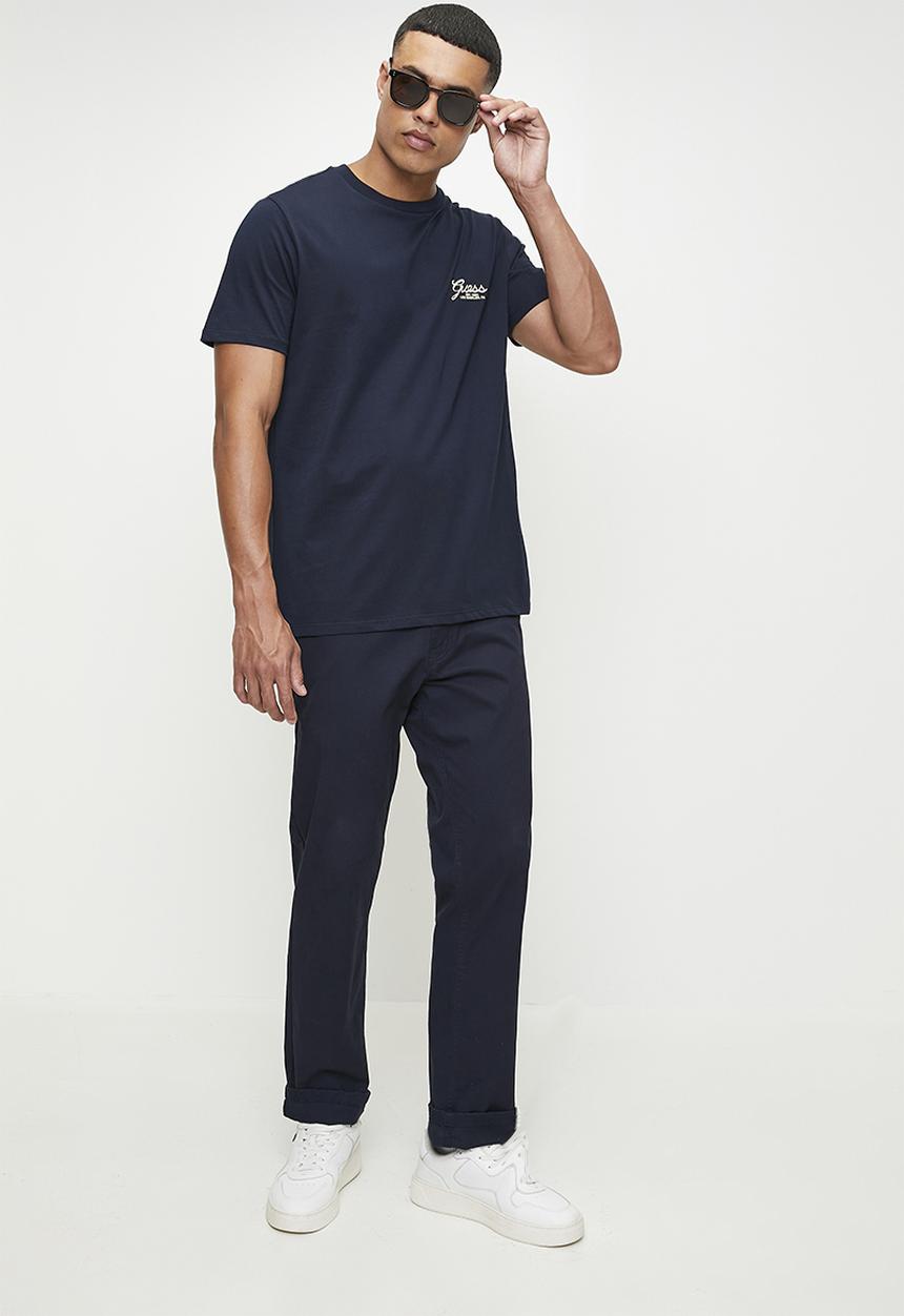 GUESS - Ss Bsc Script Logo Tee - Smart Blue Multi