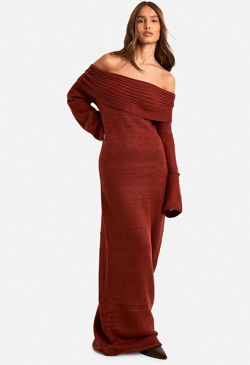 boohoo - Premium oversized rib bardot neckline soft knit jumper dres - chocolate