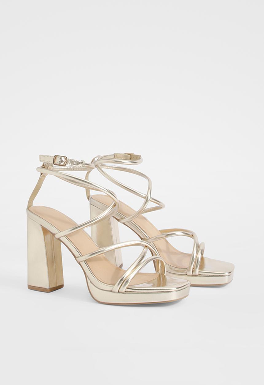 boohoo - Metallic cross strap platform heels - gold