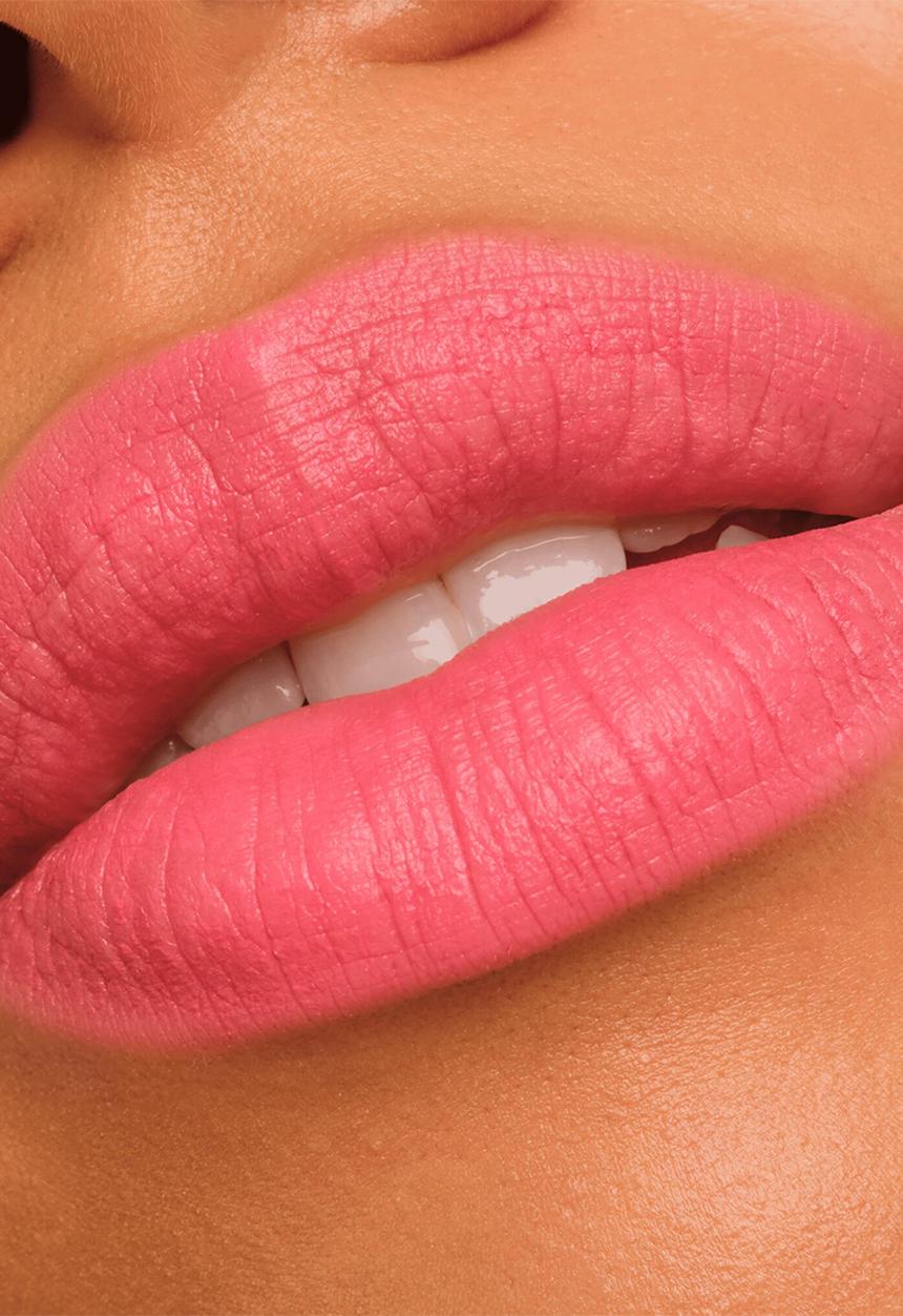 Catrice - Blur-Real Matte Lipstick  - 010 Blur Me Baby