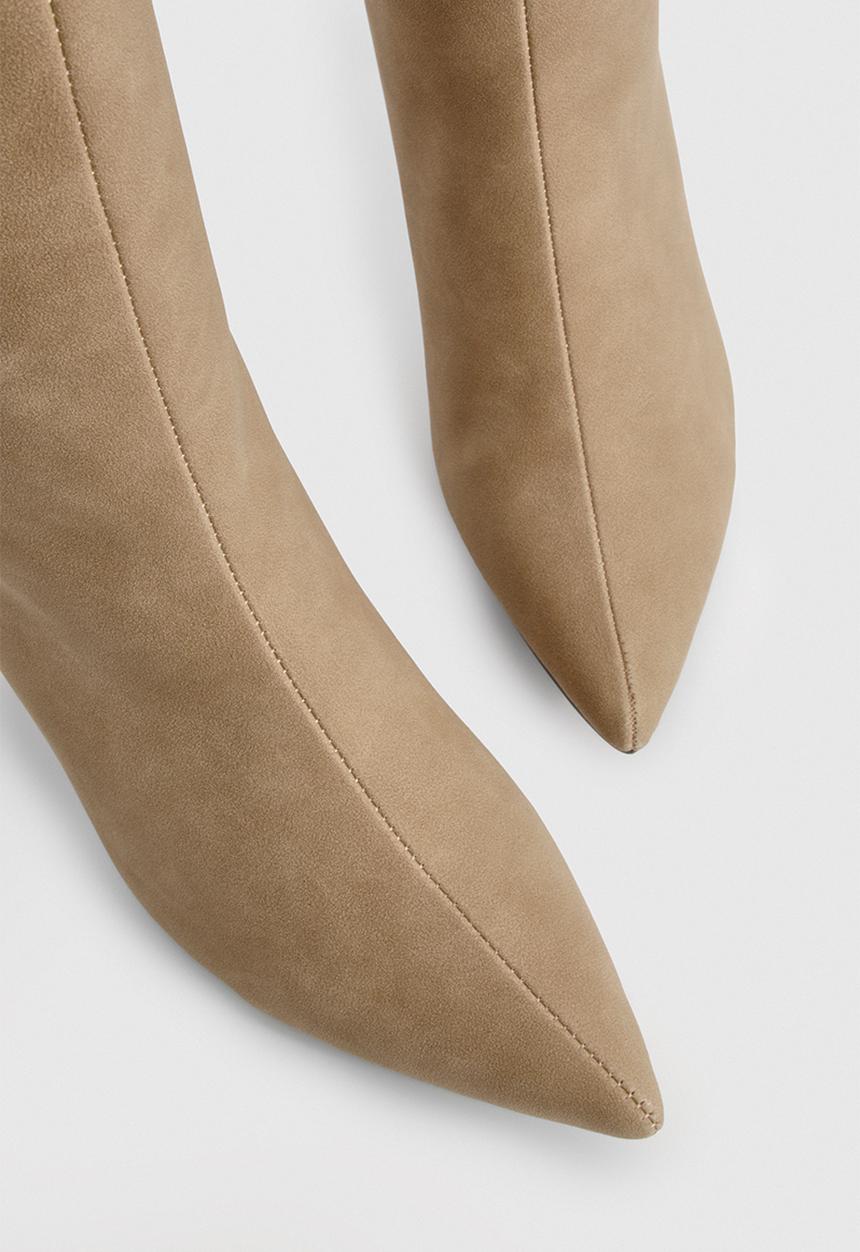 boohoo - Column nubuck low heel knee high boots - taupe