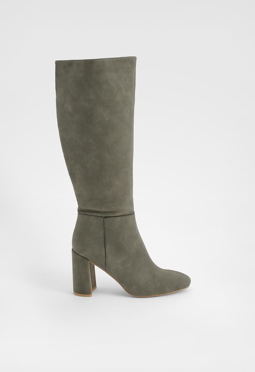 boohoo - Stacked Heeled Knee High Boot