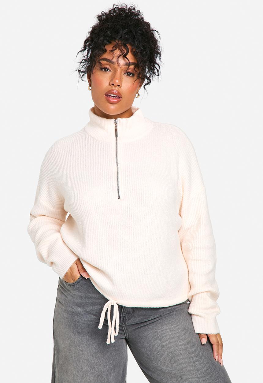 boohoo - Plus drawstring zip funnel neck jumper - ecru