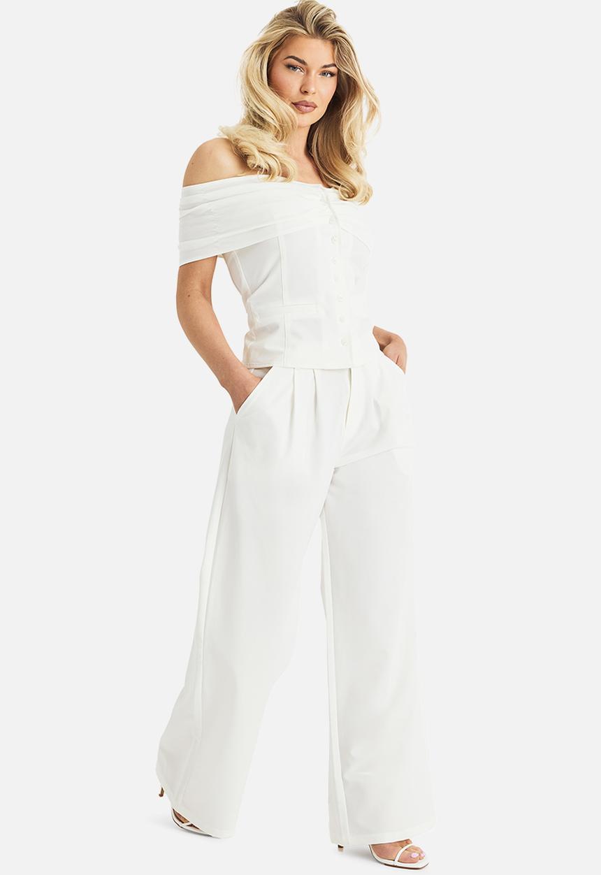boohoo - Tailored pleated front wide leg trousers - ivory