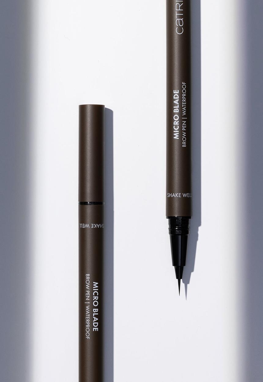 Catrice - Micro Blade Brow Pen Waterproof  - 040 Bold Espresso