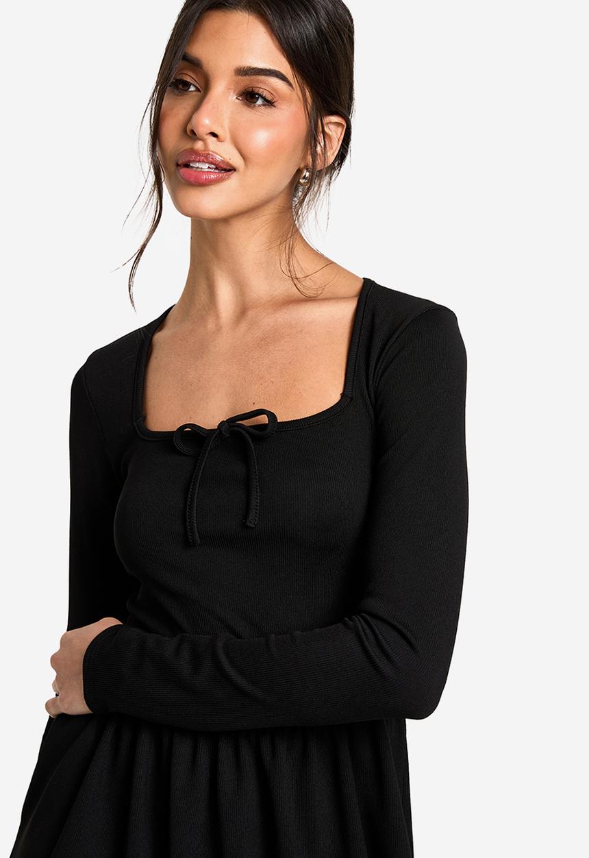 boohoo - Tie neck detail smock mini dress - black