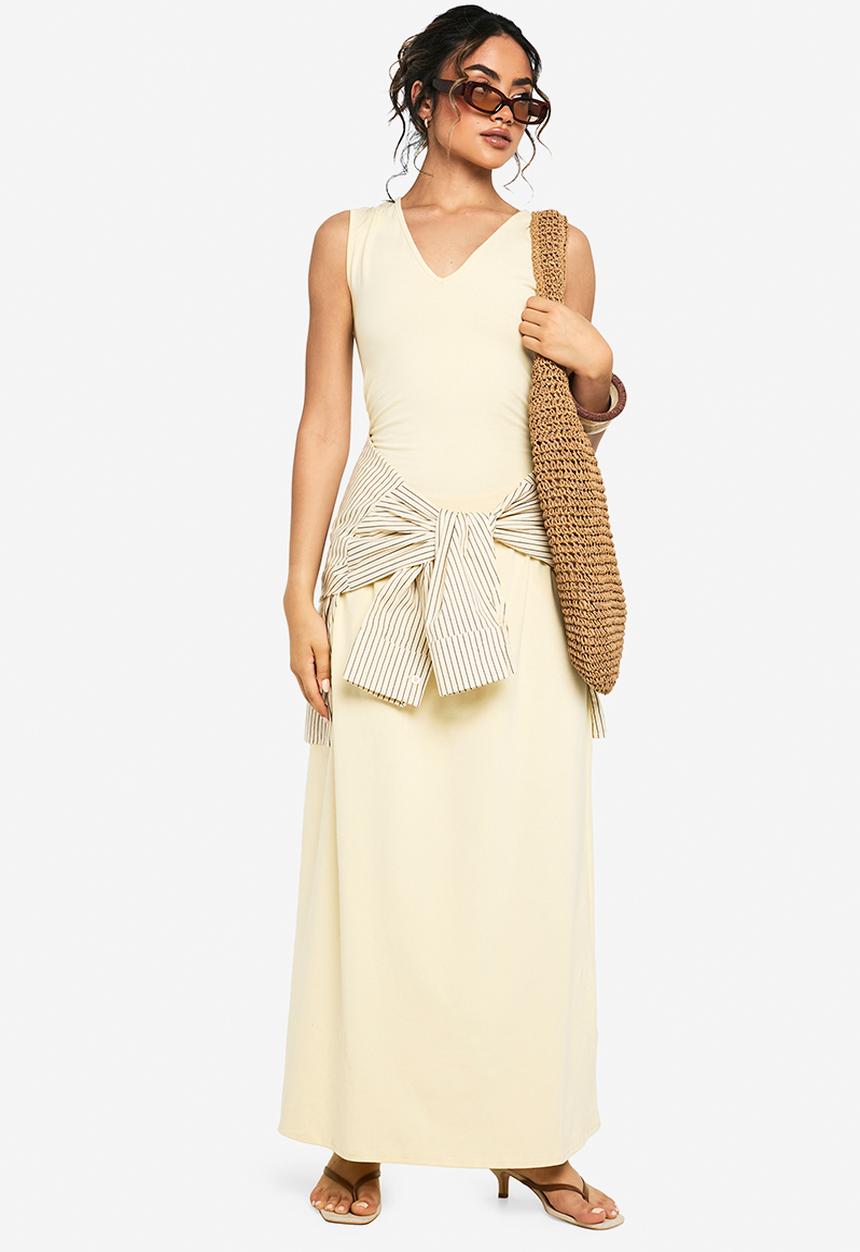 boohoo - V neck ruched detail maxi dress - lemon