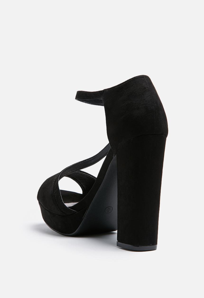 Missguided - Asymmetric Strap Platform