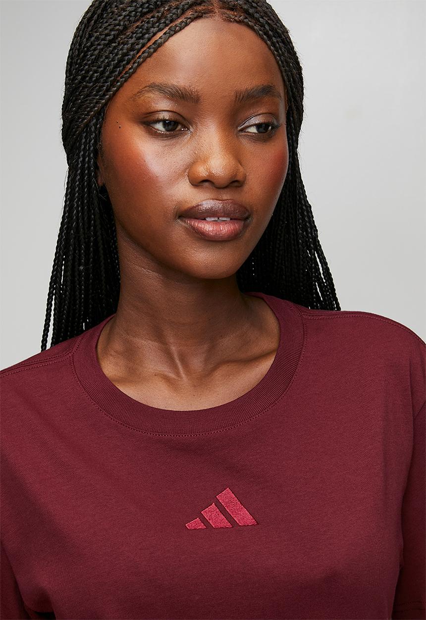 adidas Performance - W Sl Sj T S26 - Shadow Red/Collegiate Burgundy