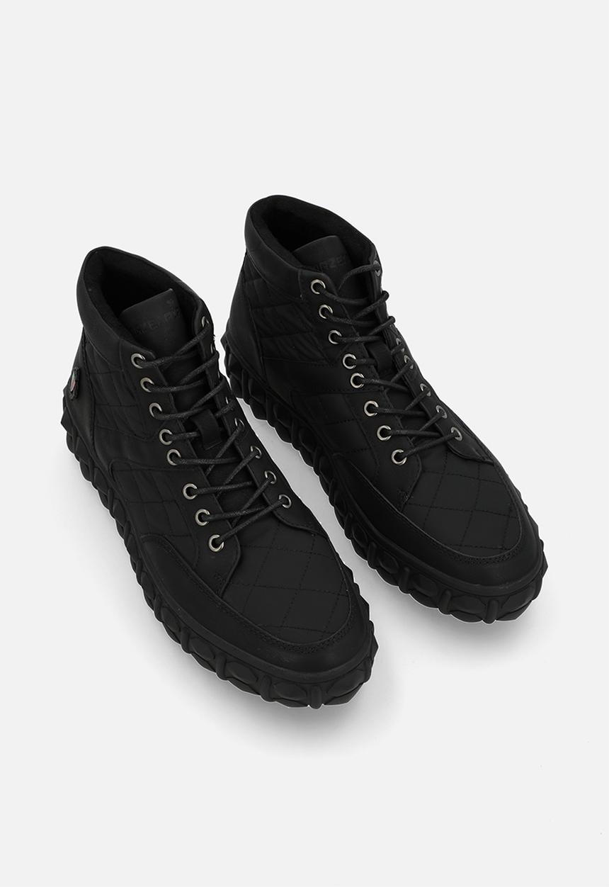 MAZERATA - PIGALE 9 - Black