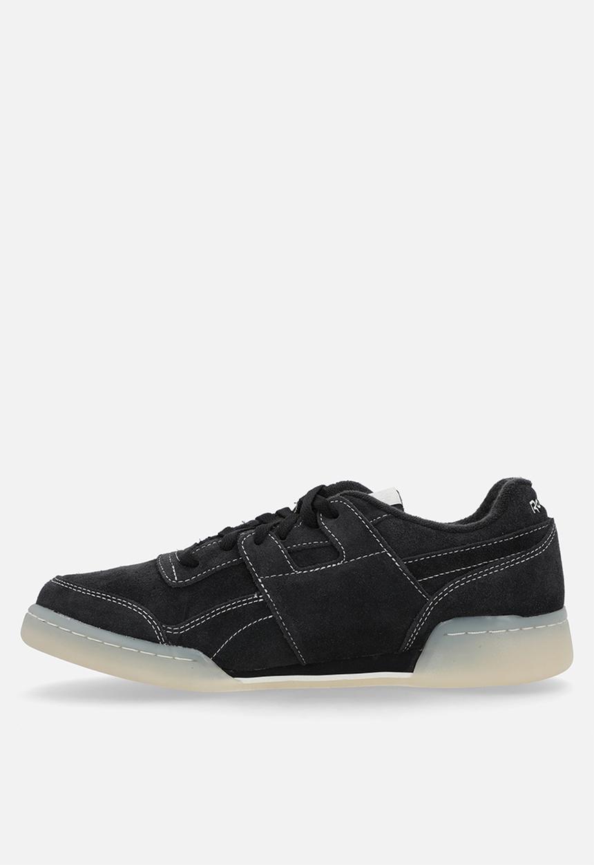 Reebok - WORKOUT PLUS