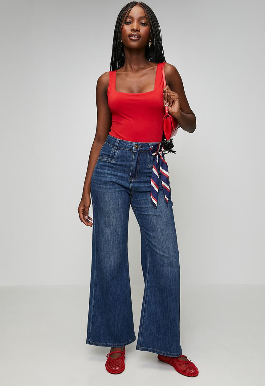 Stella Morgan - High Waisted Wide Leg Denim Jean With Kick Flare At Hem And Fabric For Bow - Dark Denim