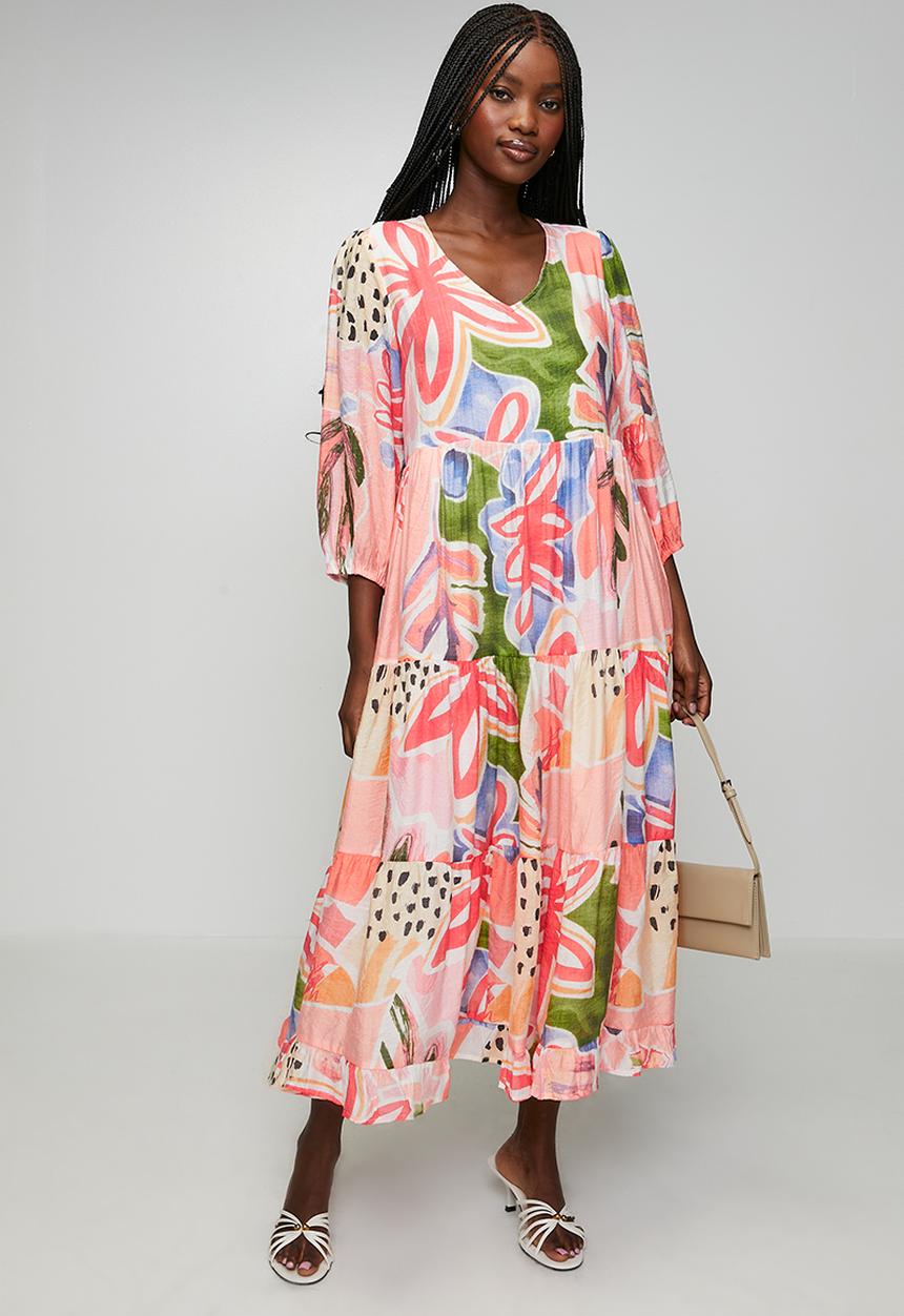 Izabel London - Half Sleeve With Flutter V-Neck Multi Tiered Maxi Dress - Multi