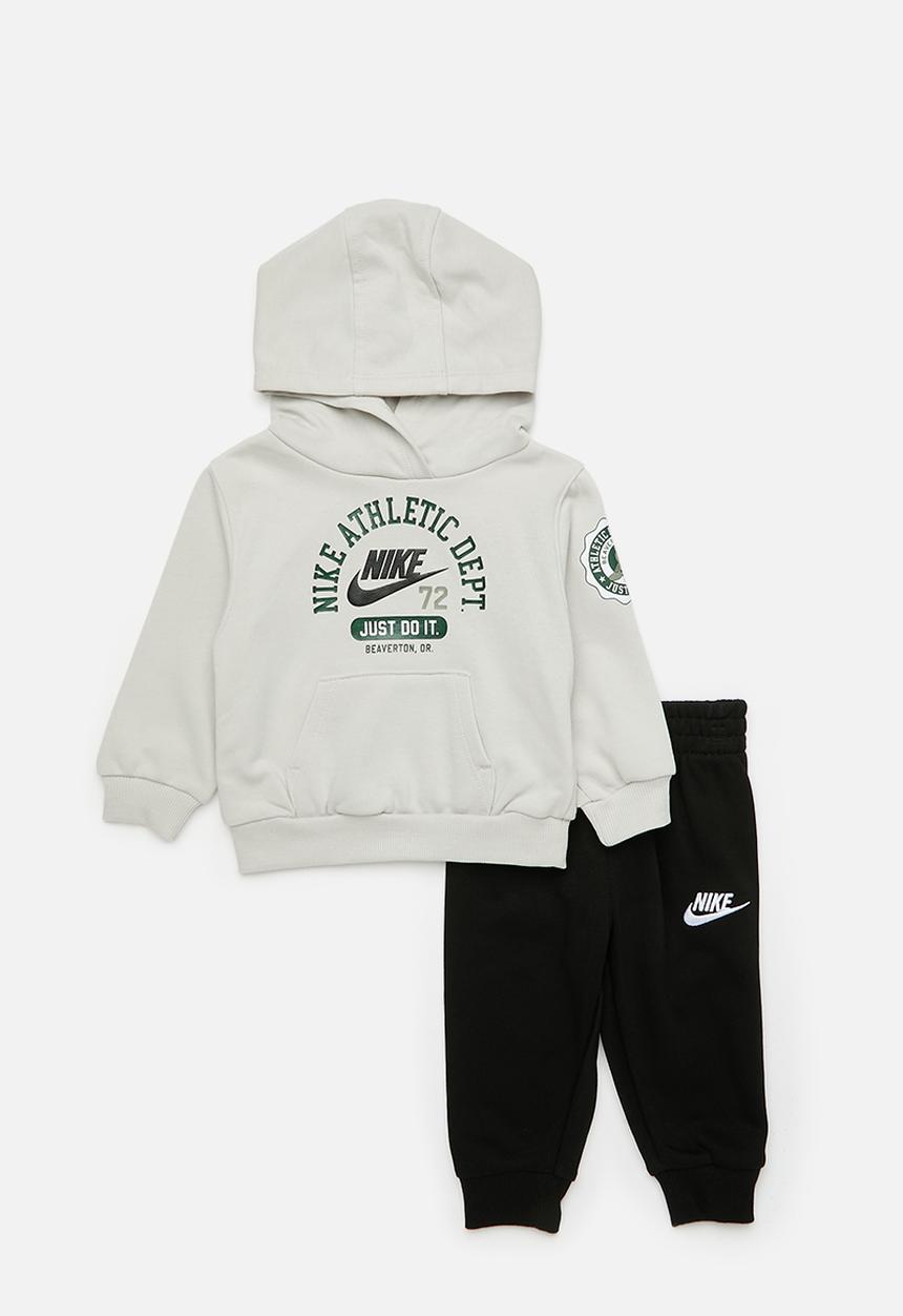 Nike - Nike pe pullover hoodie and pants set - black
