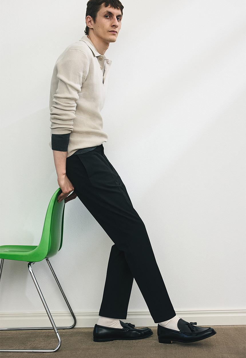 H&M - Slim fit tailored trousers - black