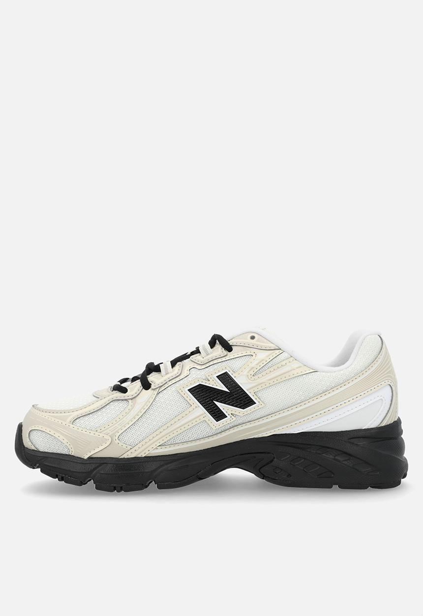 New Balance  - U740 v1