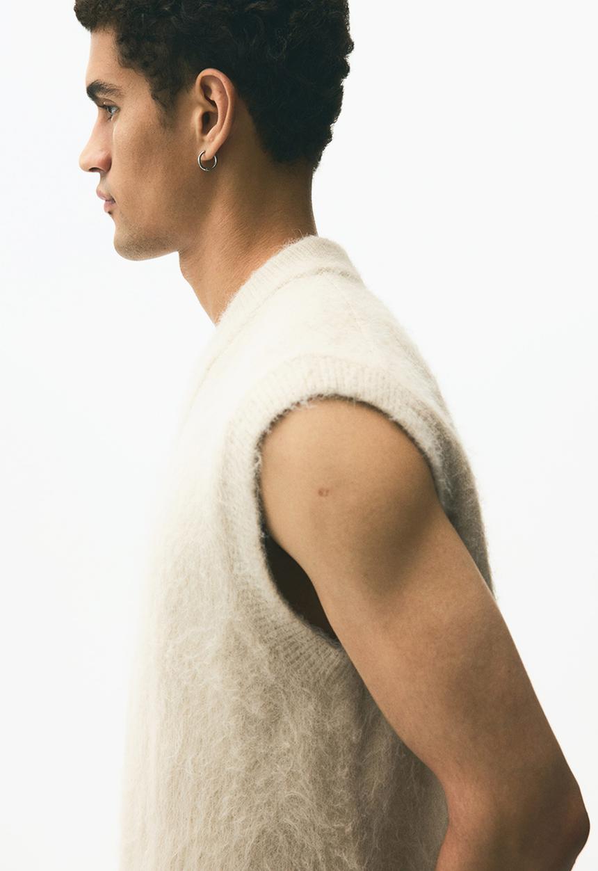H&M - Loose fit fluffy sweater vest - light beige