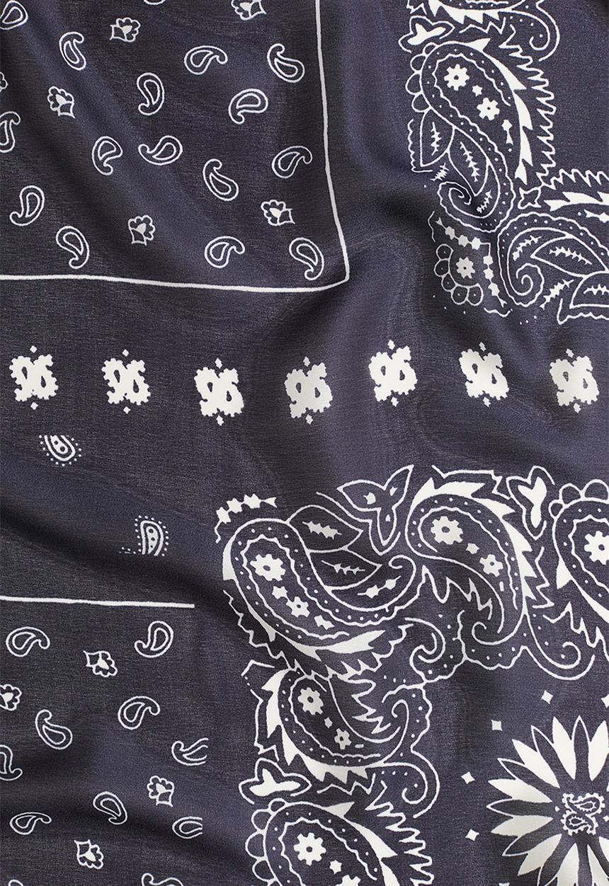 H&M - Patterned scarf - navy blue paisley pattern