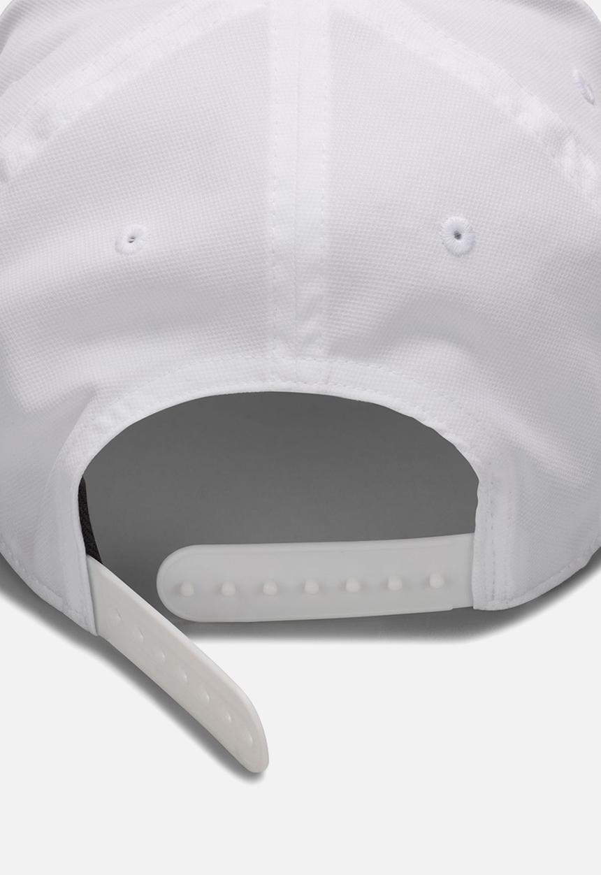 Nike - Nike Club Structured Swoosh Cap - White