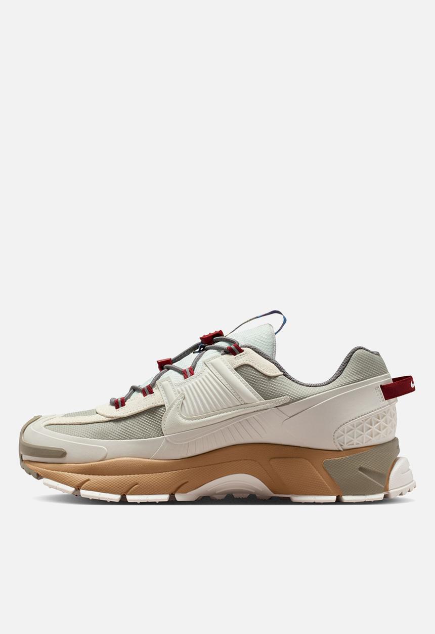Nike - Nike Zoom Vomero Roam
