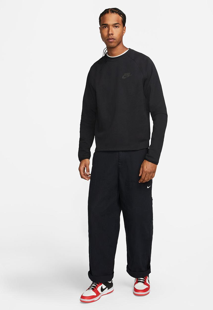 Nike - NSW  Tech-Fleece Crew  Sweatshirt - Black/Black