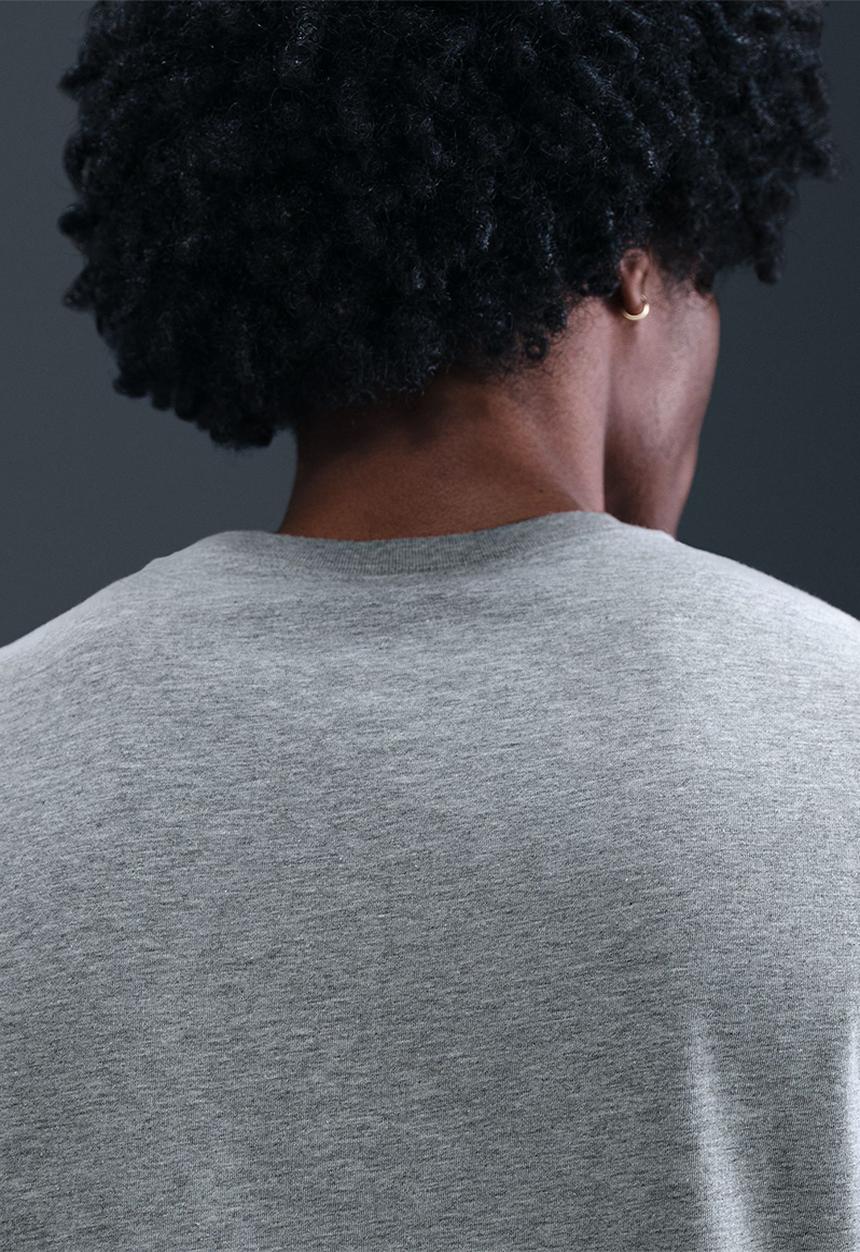Nike - NSW Block1 Fs Tee - Dark Grey /Black