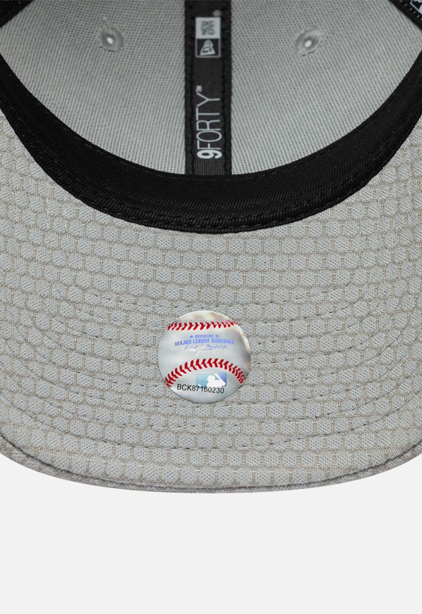 New Era - Flawless Mesh 9Forty® - grey 
