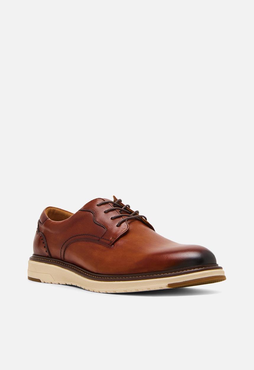 Steve Madden - Howward - Tan