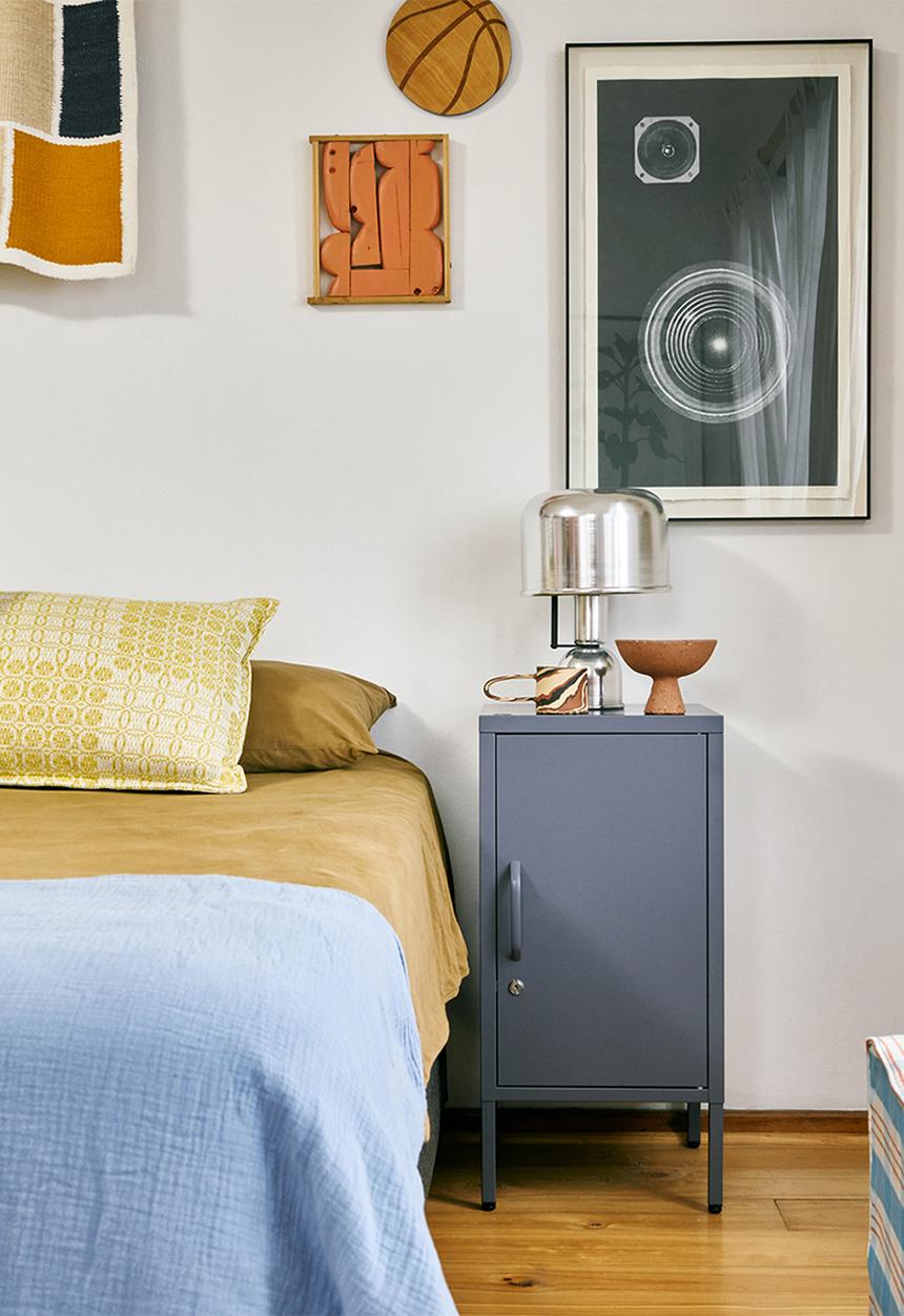 Popstrukt - Sugar cube side table - carbon grey