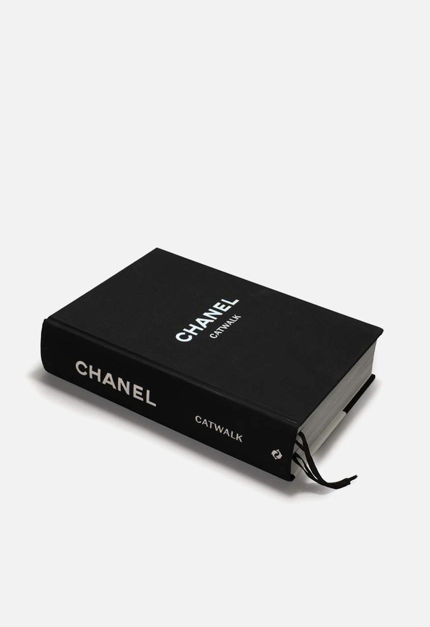 THAMES AND HUDSON UK  - CHANEL CATWALK: THE COMPLETE COLLECTIONS