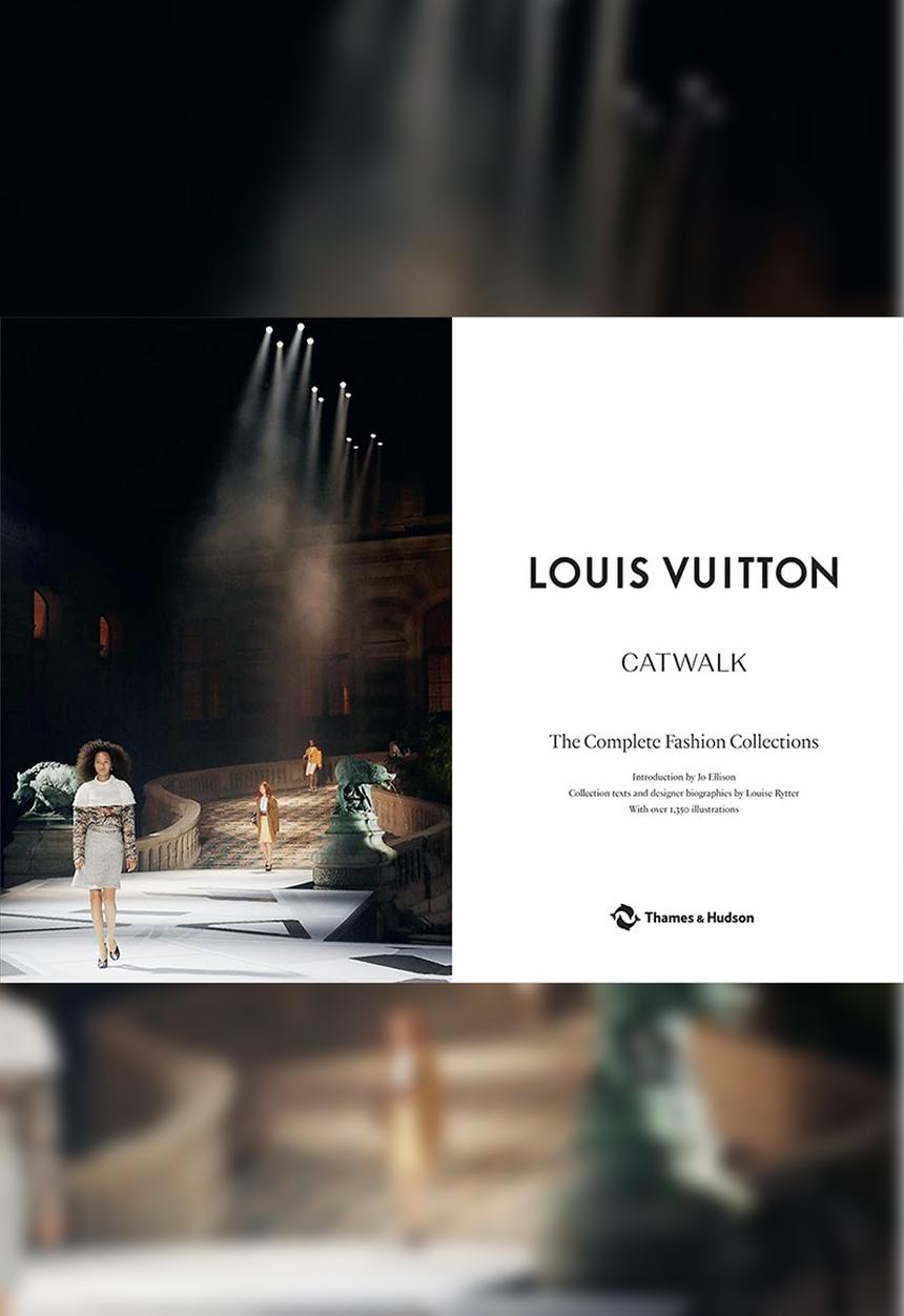 THAMES AND HUDSON UK  - LOUIS VUITTON CATWALK