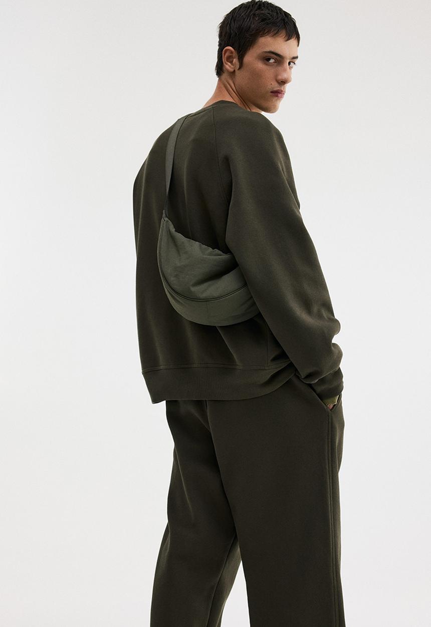 H&M - Loose fit sweatpants - khaki green 