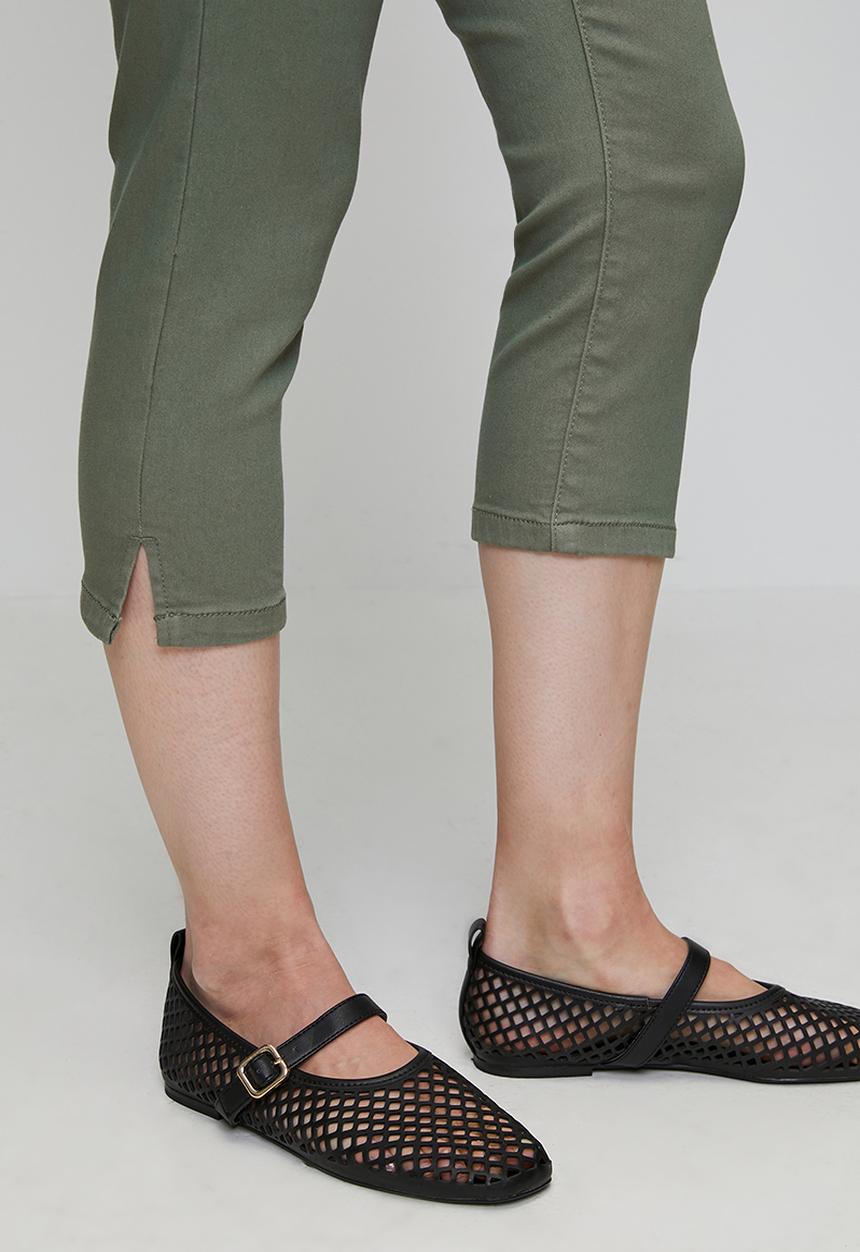 Izabel London - Mid Waist 5 Pocket Crop Length Overdye Jean With Side Slit - Khaki