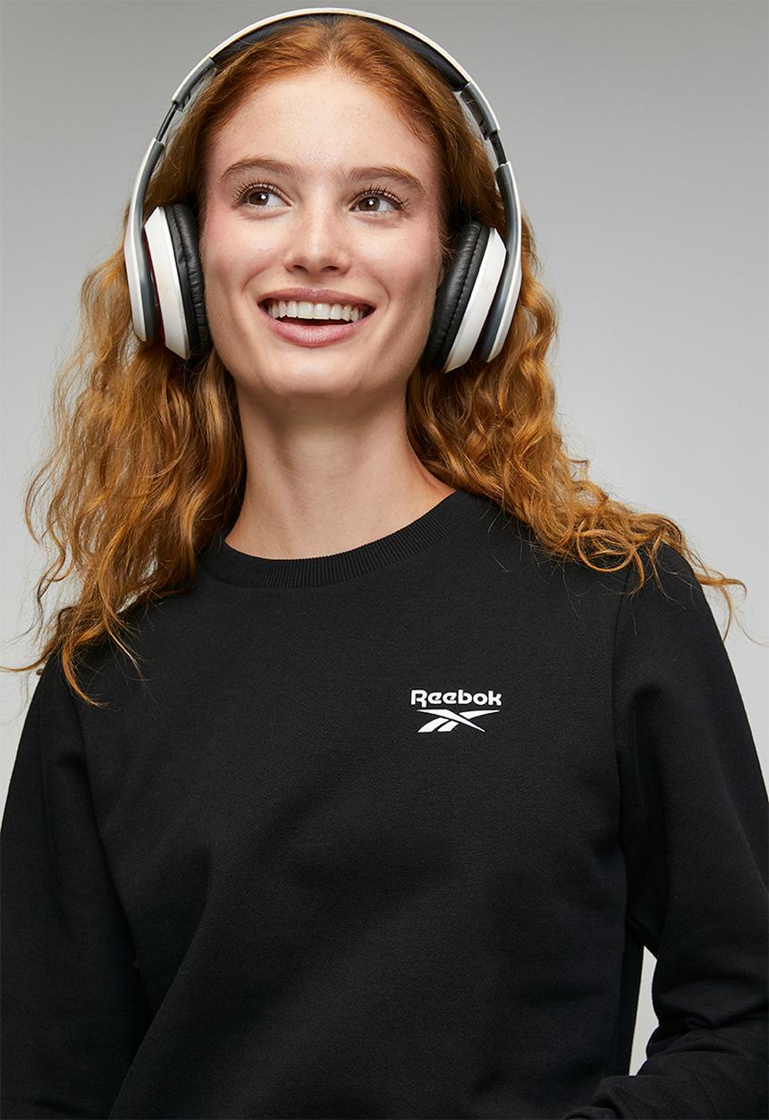 Reebok - Harper Crewneck Cropped Sweatshirt - Black
