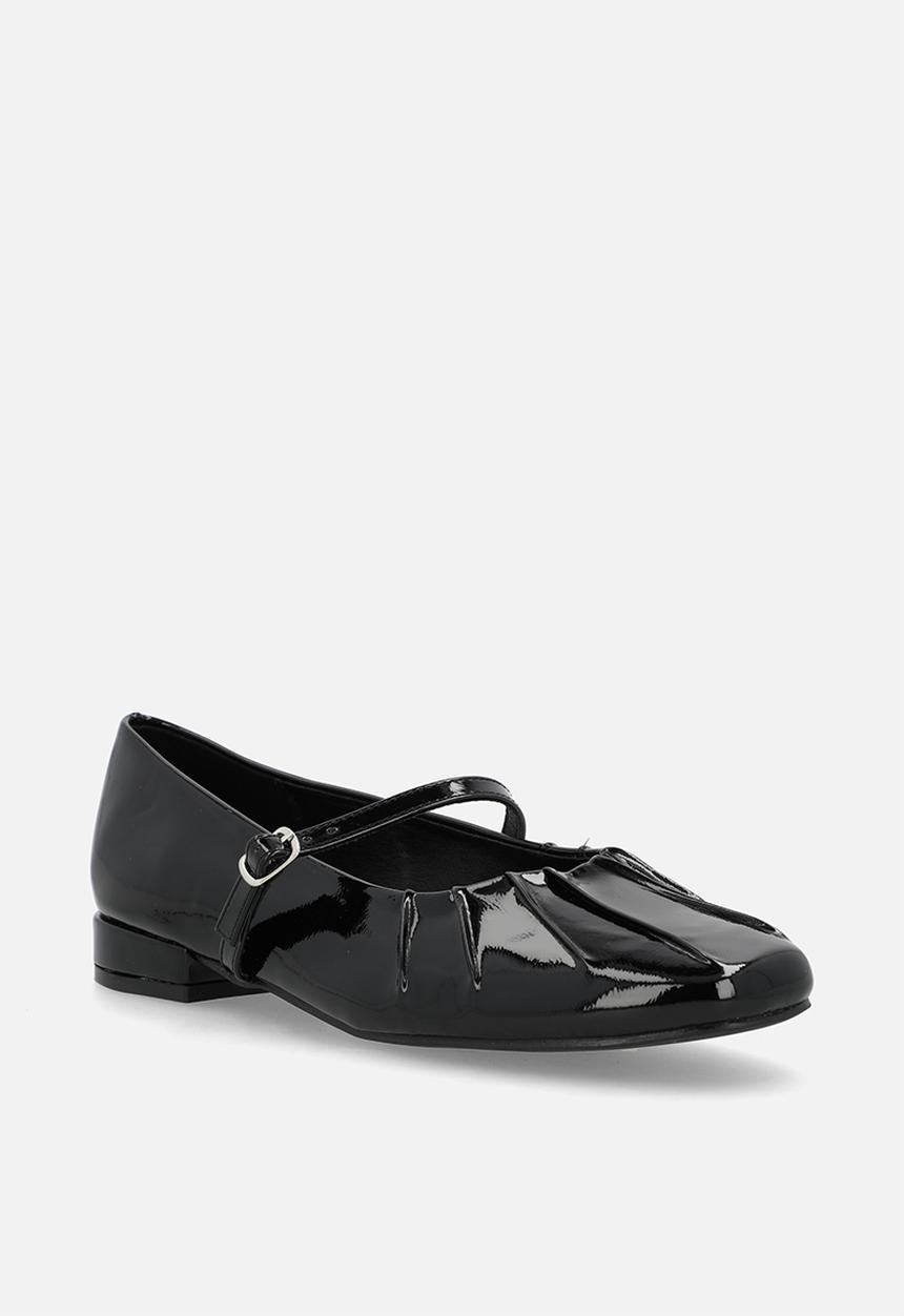 Madison® - Ozell mary-jane pump - black