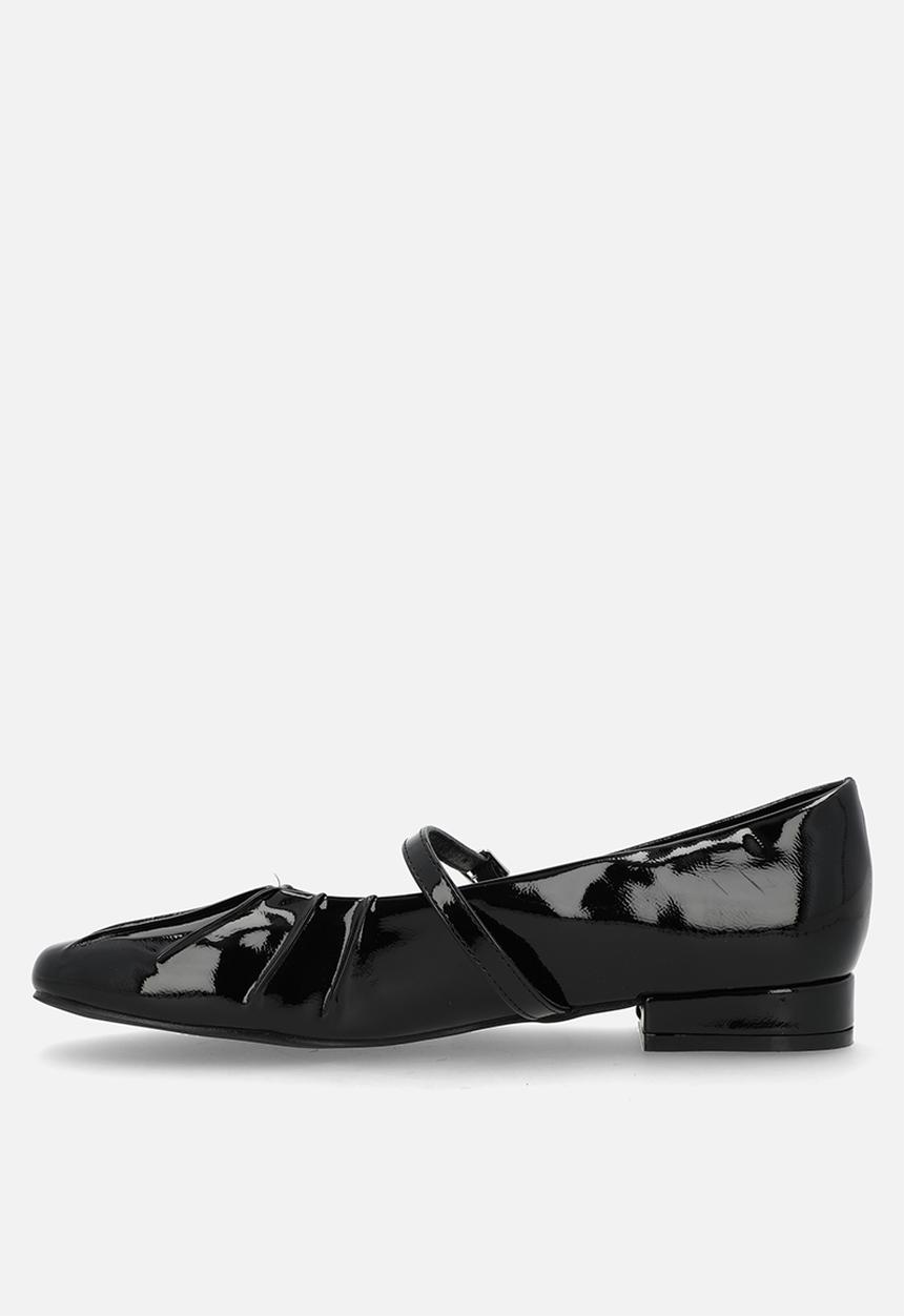 Madison® - Ozell mary-jane pump - black