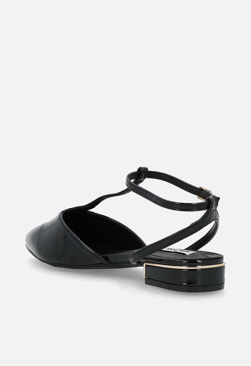 Madison® - Ola ankle strap pump - black