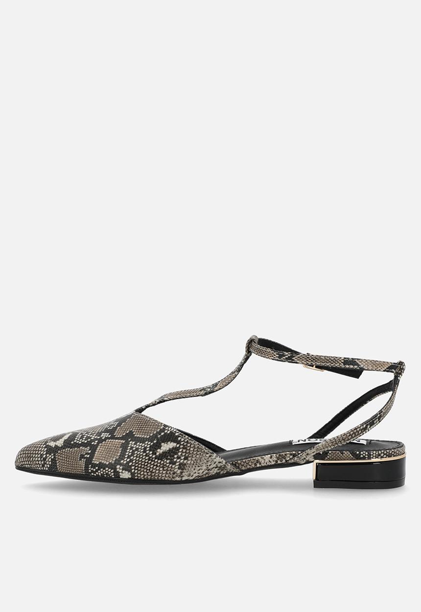 Madison® - Ola ankle strap pump - black & neutral