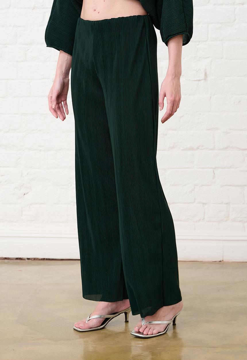 Me&B - Pull on Plisse Pants - Bottle Green