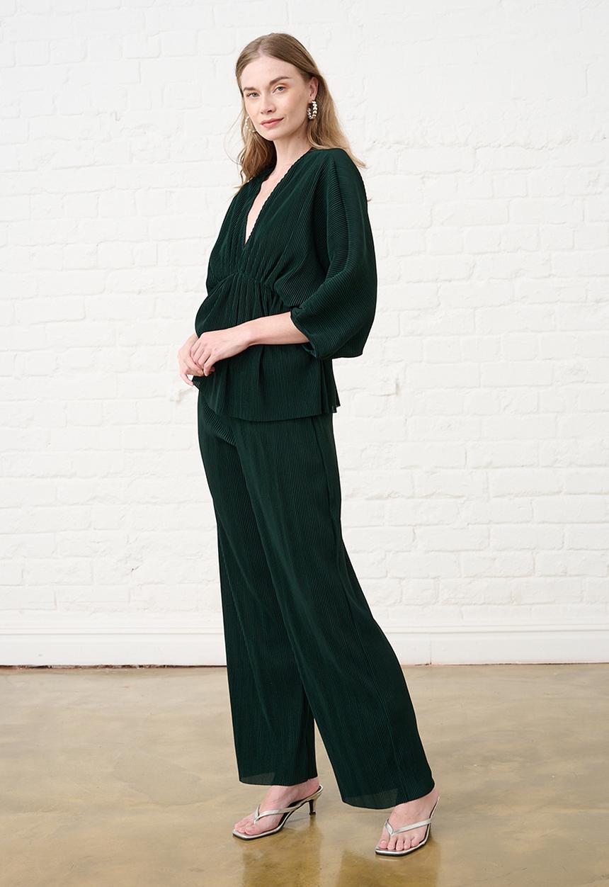 Me&B - Kimono Plisse Top - Bottle Green