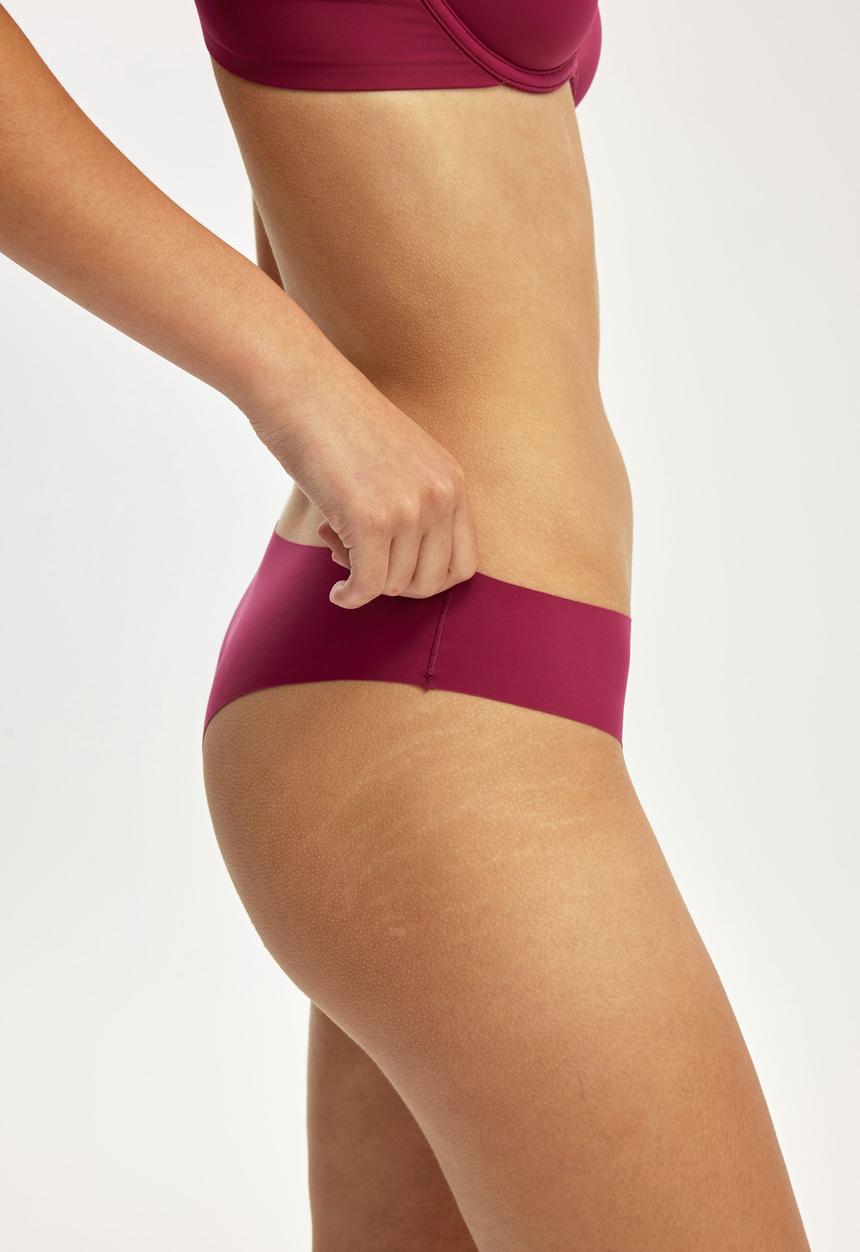 Cotton On - The Invisible Cheeky Brief - Crushed Berry