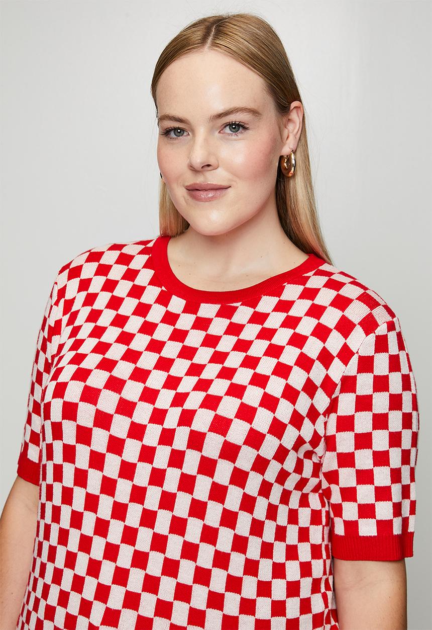 Me&B - Plus Knitwear Top in Cherry Red Check - Red