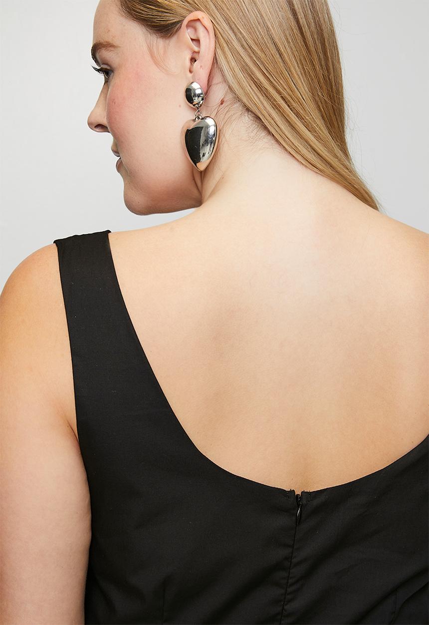Me&B - Plus Embellished Flower Circular Wrap Dress - Black