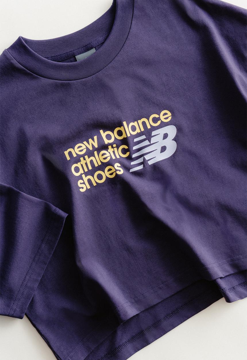 New Balance  - NB Athletics Premium Chest Logo Tee - Boysenberry