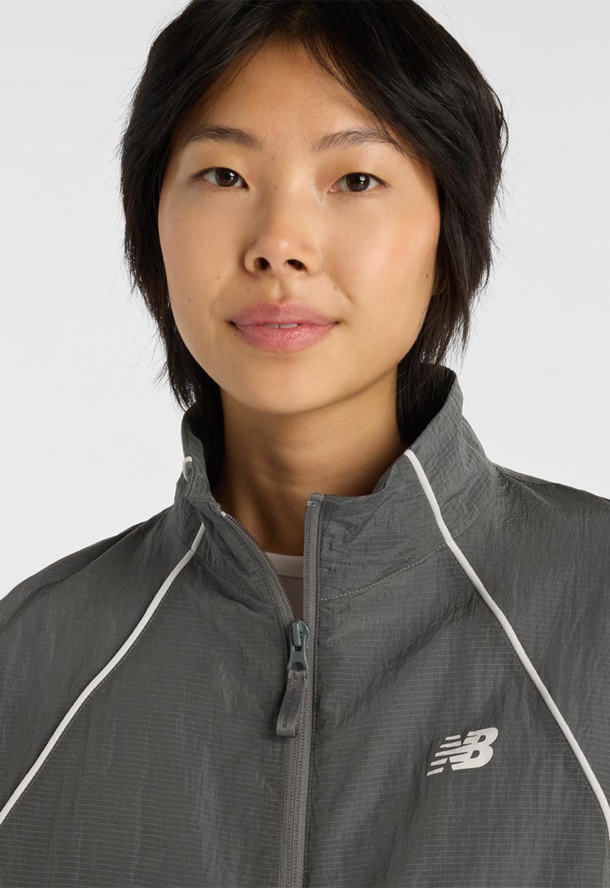 New Balance  - NB Athletics Sport Legacy Jacket - Castlerock