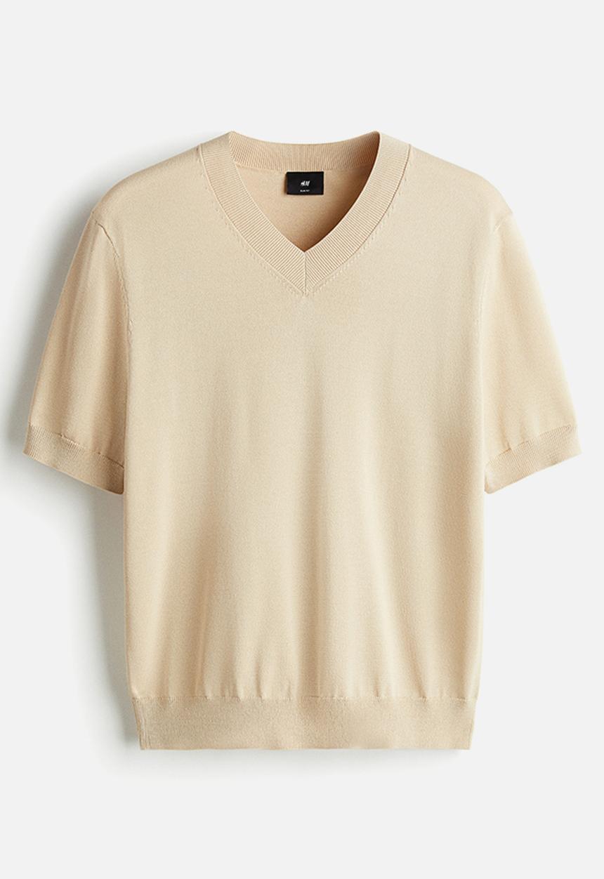 H&M - Regular fit fine-knit v-neck T-shirt - beige