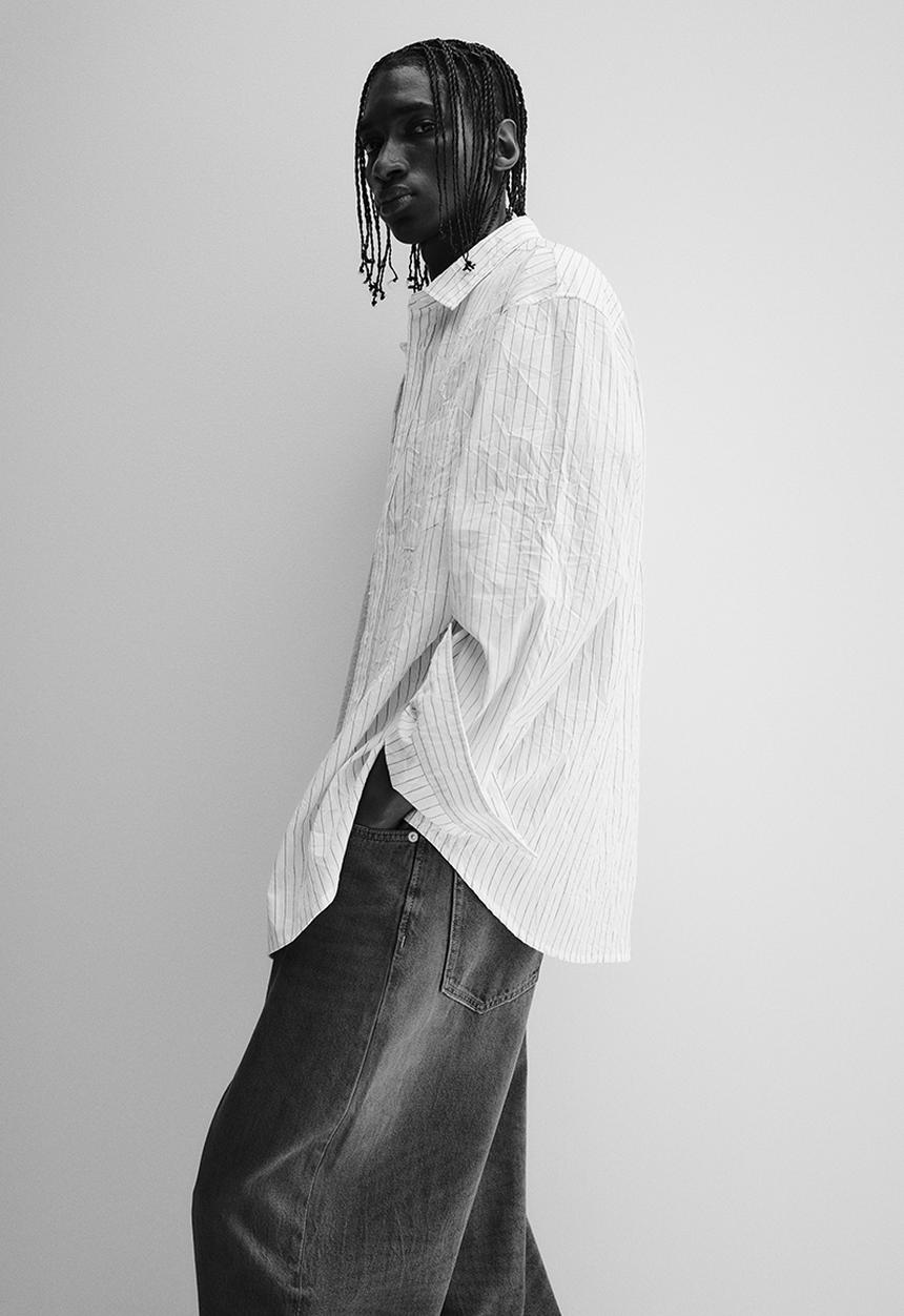 H&M - Relaxed fit shirt - white/pinstriped