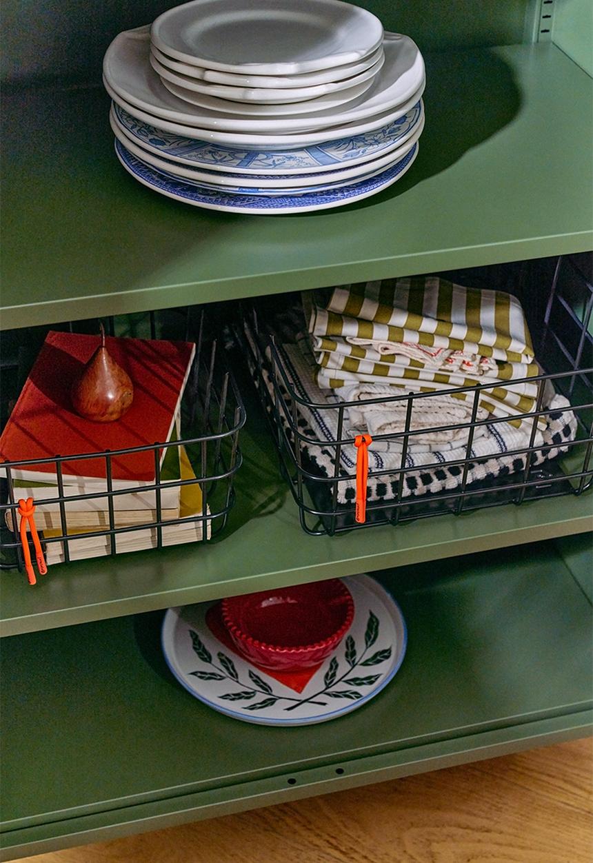 Popstrukt - Medium Waffle Basket - Black
